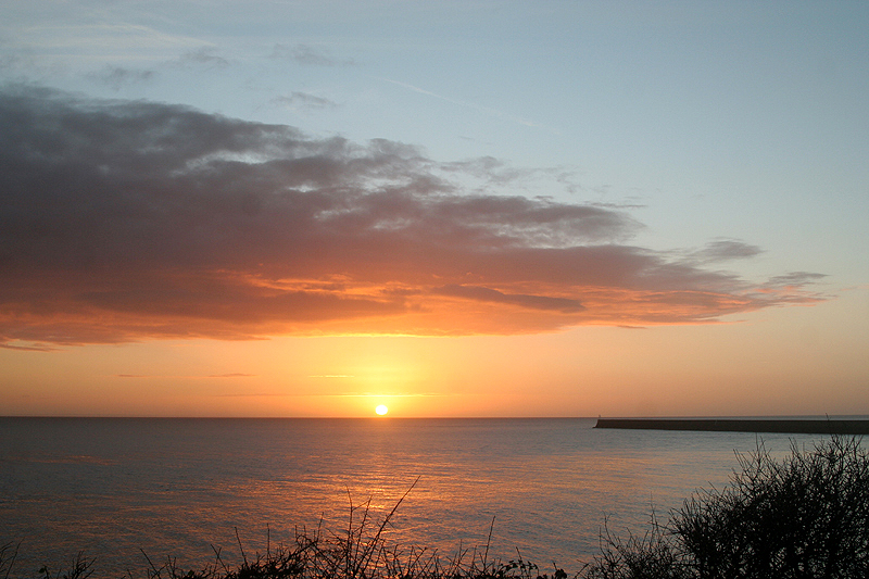 St Catherine's Breakwater by Mick Dryden