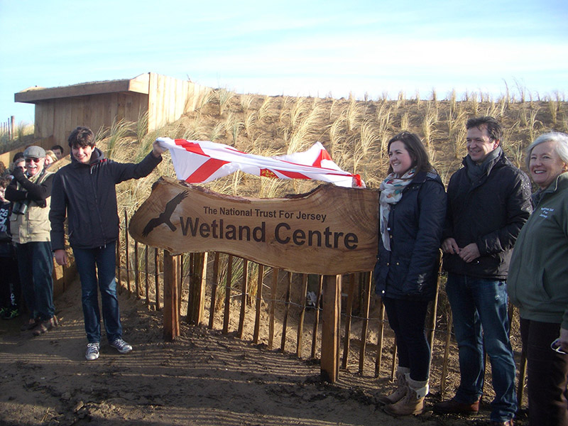 NTJ Wetland Centre by Tony Paintin