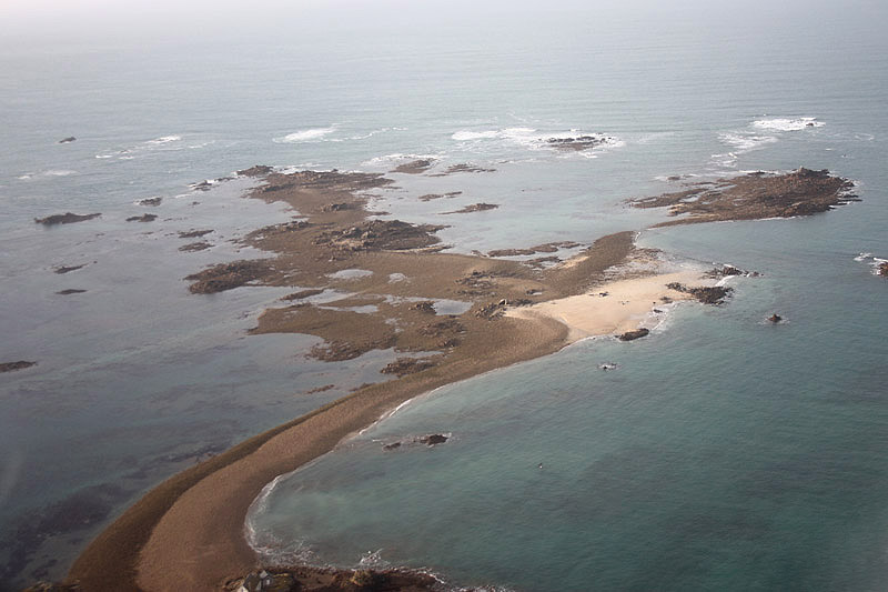 Les Ecrehous by Mick Dryden