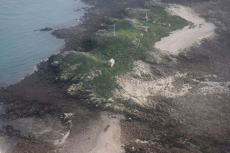 Les Ecrehous, Maitre Ile by Mick Dryden