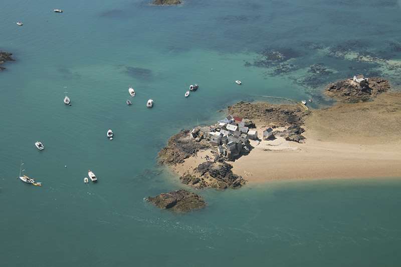 Les Ecrehous by Mick Dryden