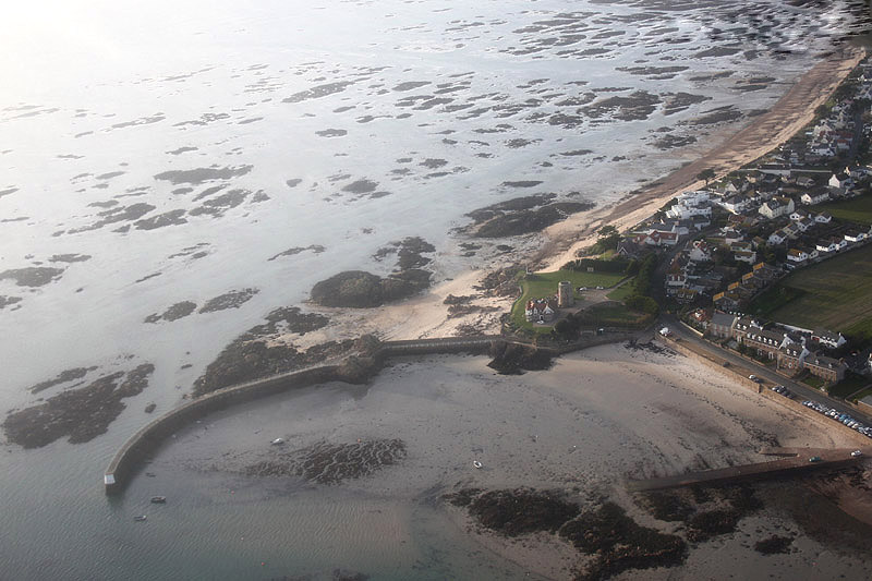 La Rocque by Mick Dryden