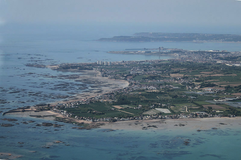 La Rocque by Mick Dryden