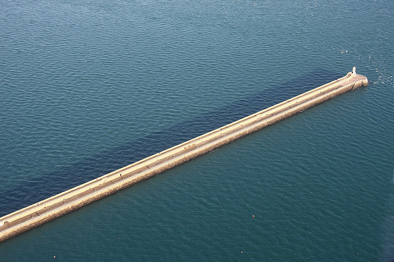 St Catherine's Breakwater by Mick Dryden